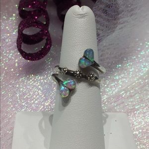 Beautiful genuine opal & silver ring, size 6.25